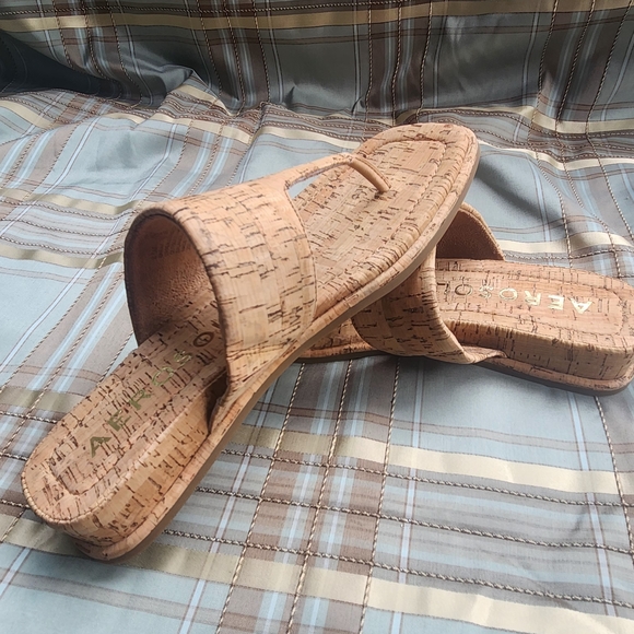 Aerosoles Barry Slides Cork Women's Thong Sandals Mini Wedge Heel. Size 8.5 Med. - Picture 3 of 16